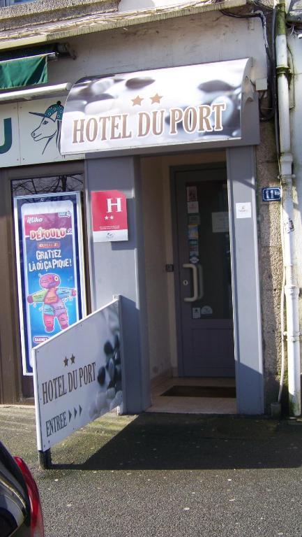 Hotel Du Port Конкарно Екстериор снимка